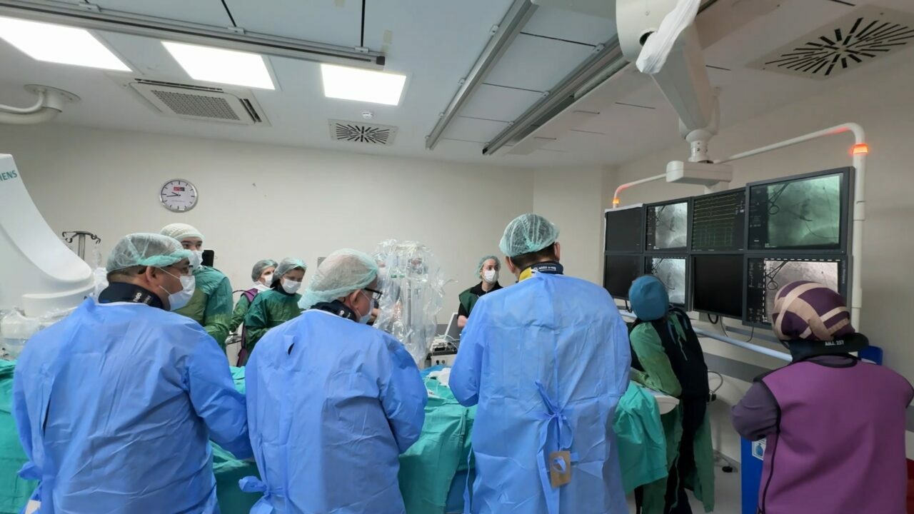 Bursa’da Yüksek İhtisas’taki ameliyat tıp tarihine geçti