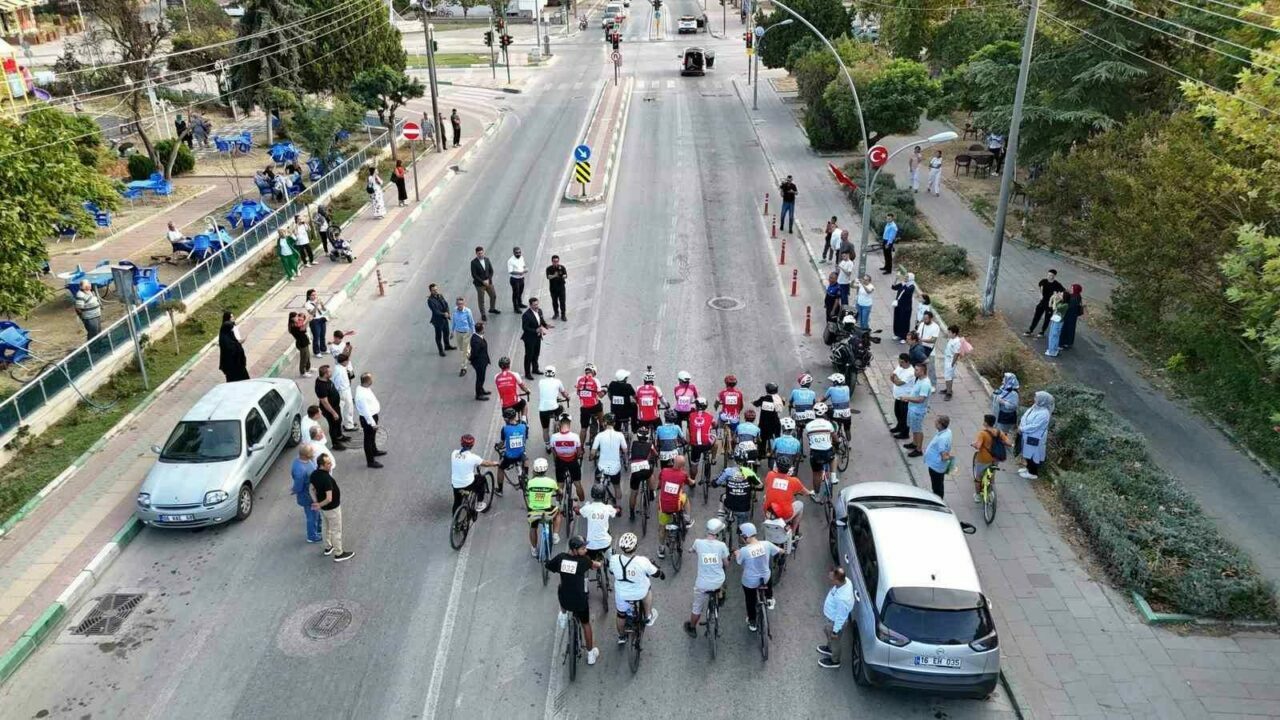 Bursa’daki Biber Festivali’nde yarışlar nefes kesti Bursa’daki Biber Festivali’nde yarışlar nefes kesti