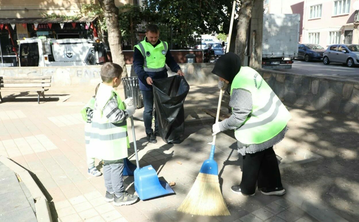 Bursa’nın o ilçesinde topyekün temizlik Bursa’nın o ilçesinde topyekün temizlik