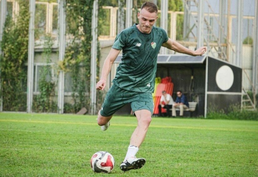 Bursaspor Mersin deplasmanı hazırlıklarına başladı Bursaspor Mersin deplasmanı hazırlıklarına başladı