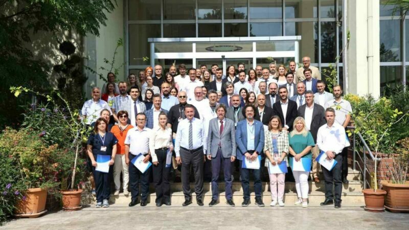 BUÜ’de bilimsel ivme hız kesmiyor Bursa Uludağ Üniversitesi (BUÜ) Ar-Ge Koordinatörlüğü tarafından gelenekselleştirilen "Başarılı akademisyenlerin