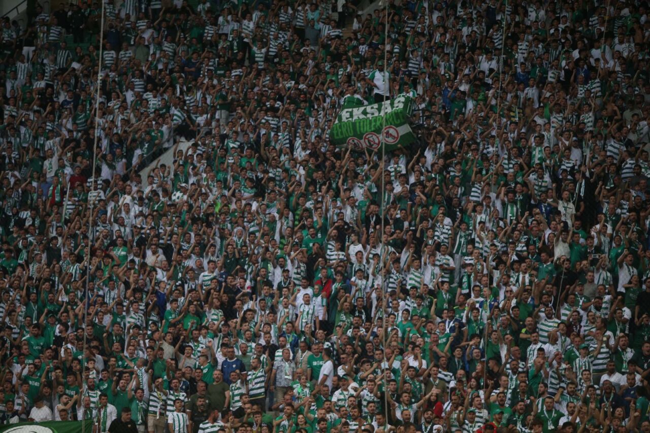 Bursaspor aynı sebeple yine PFDK’ya sevk edildi Bursaspor aynı sebeple yine PFDK’ya sevk edildi