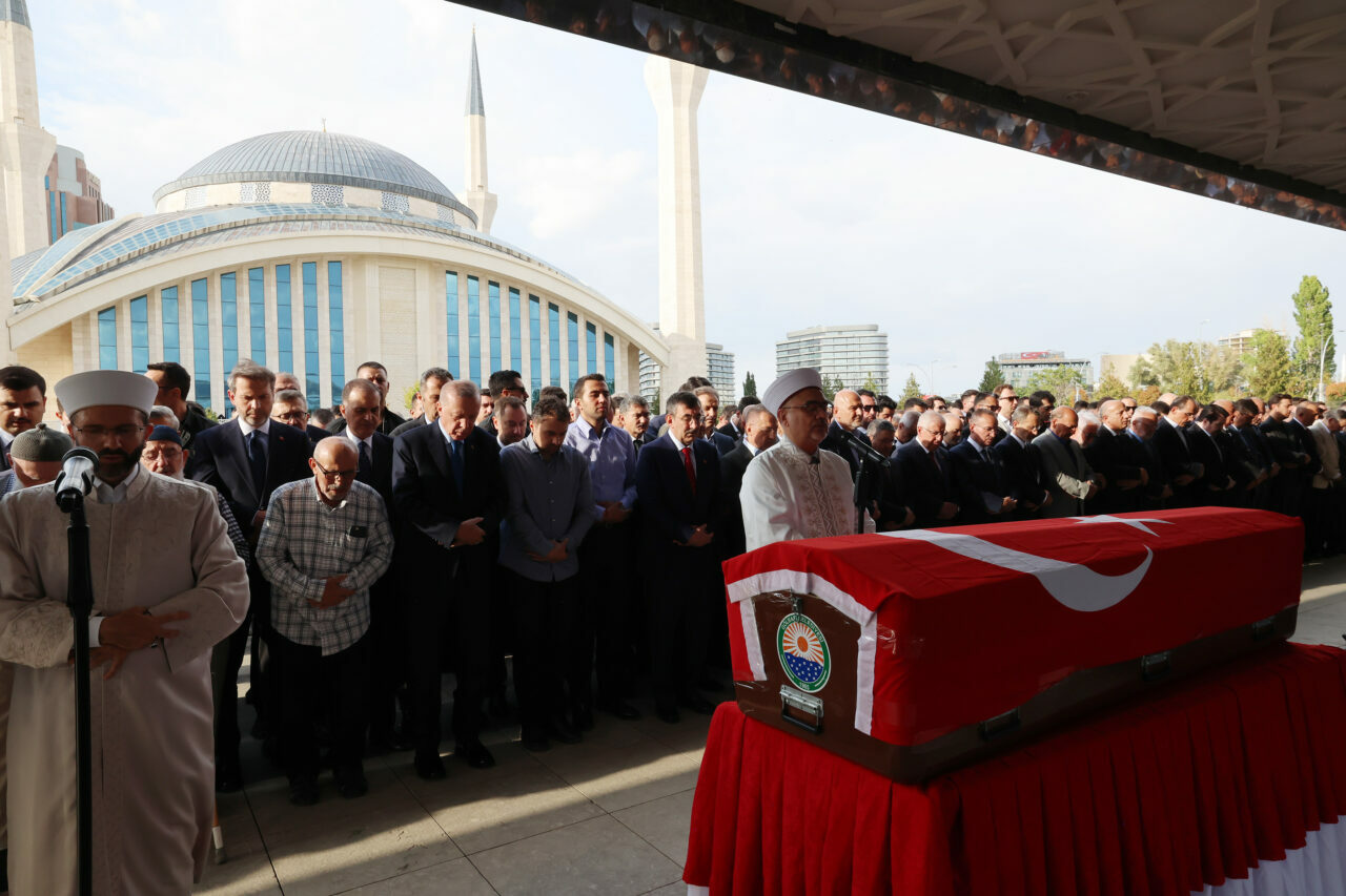 Cumhurbaşkanı Başdanışmanı Hamdi Kılıç, son yolculuğuna uğurlandı