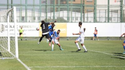 Ziraat Türkiye Kupası’nda Bursa Yıldırımspor, Altay'ı 2-0 yenerek adını 2.