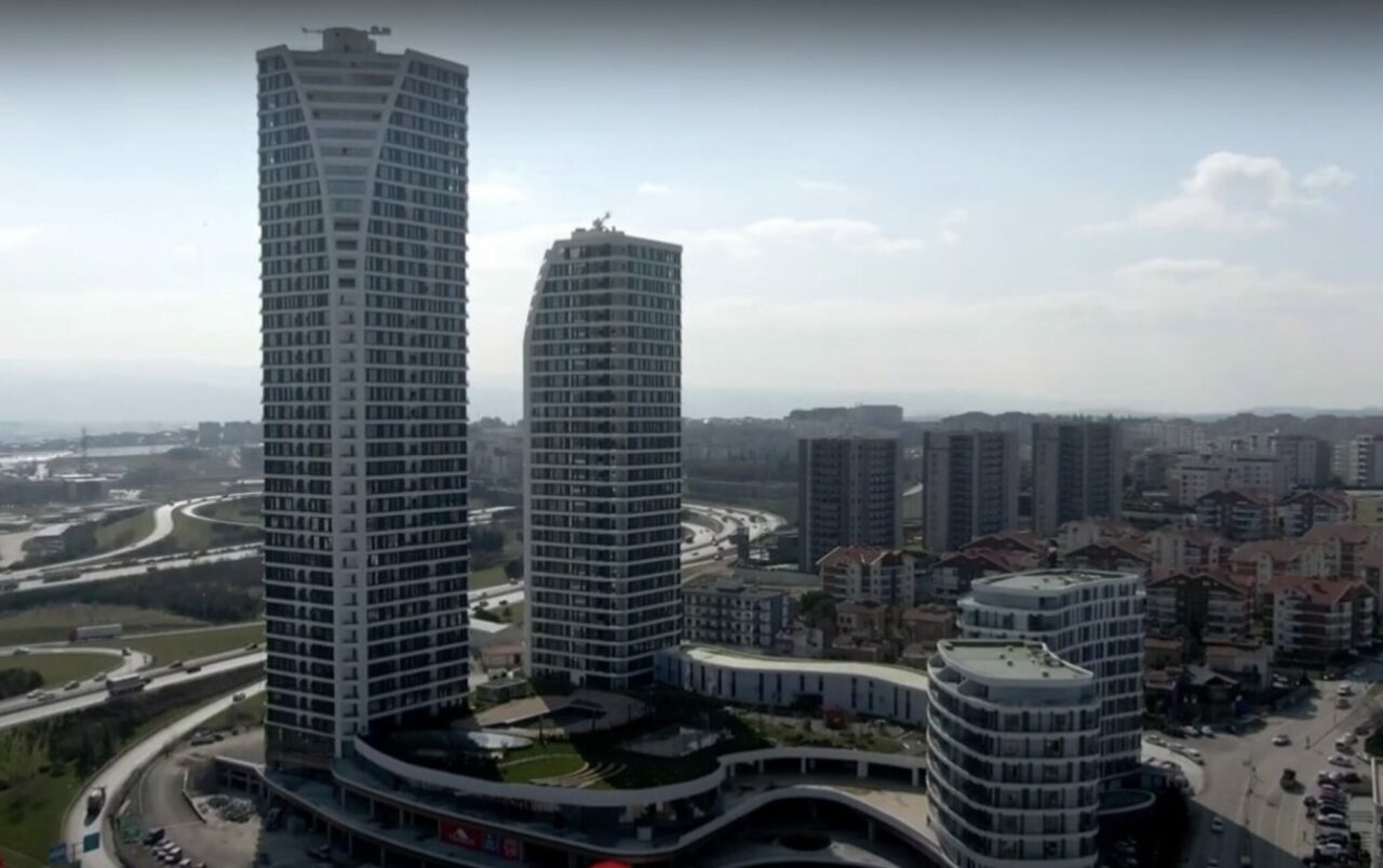 Bursa’da belediye başkanları ve Meclis üyelerine Central Balat şoku! Bursa’da belediye başkanları ve Meclis üyelerine Central Balat şoku!