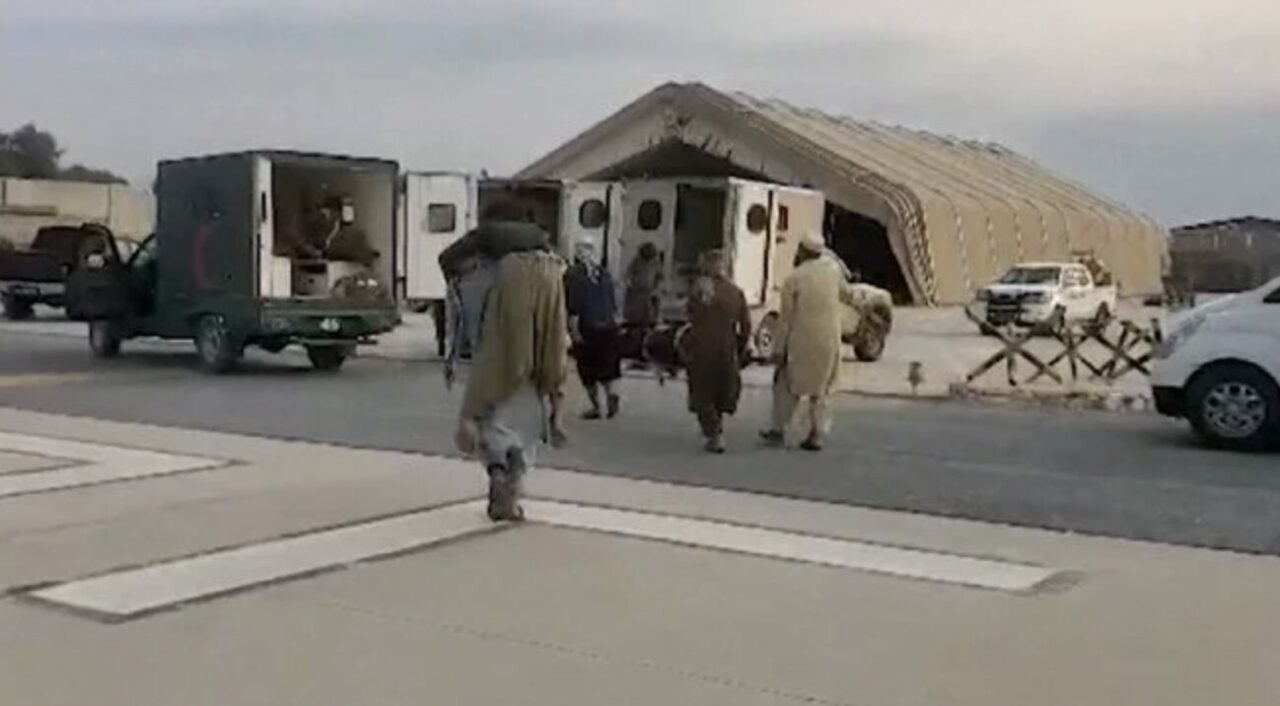 Afganistan’da büyük deprem; Ölü sayısı artıyor Afganistan’da büyük deprem; Ölü sayısı artıyor