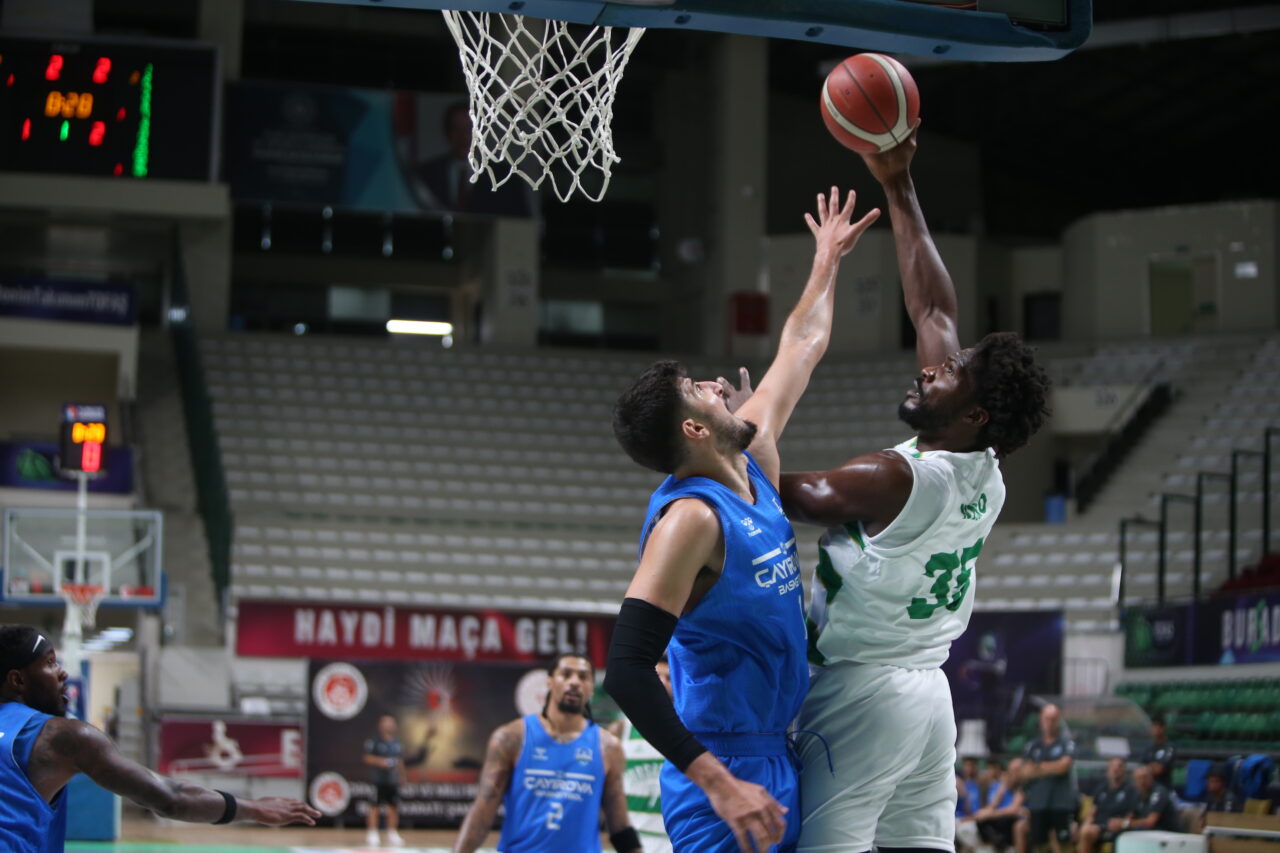 Bursaspor Şampiyonlar Ligi için parkeye çıkıyor!