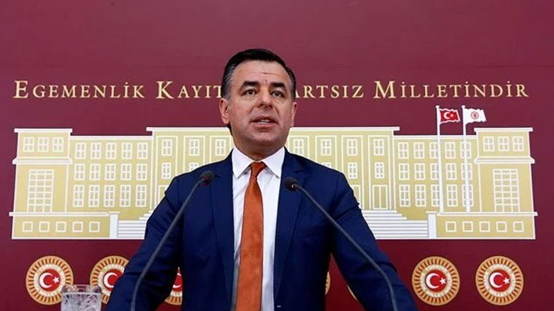 CHP’li Barış Yarkadaş için ihraç talebi