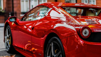 Maliye o Ferrarilerin peşine düştü