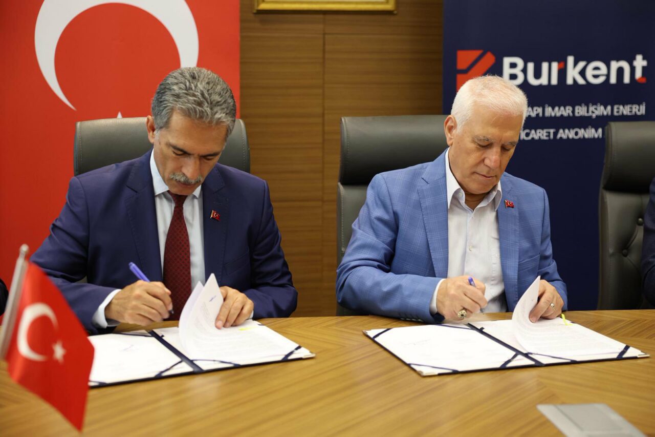 Bursa’nın bu ilçesinde dönüşüm için önemli adım! İmzalar atıldı Bursa’nın bu ilçesinde dönüşüm için önemli adım! İmzalar atıldı