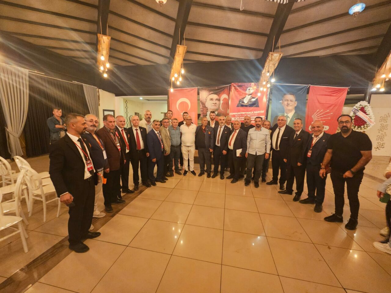 CHP İnegöl ve Kestel İlçe başkanları güven tazeledi