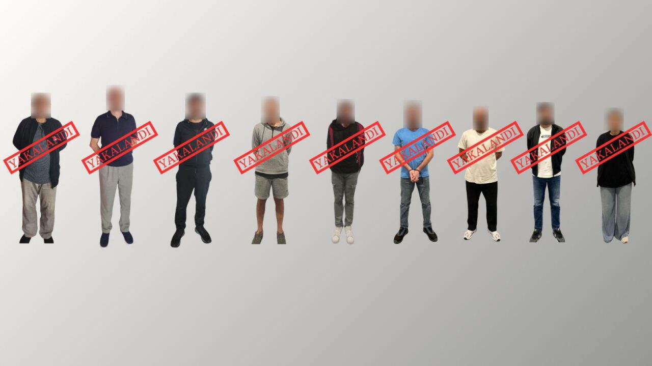 Kırmızı bültenle aranan 9 kişi Türkiye’ye getirildi