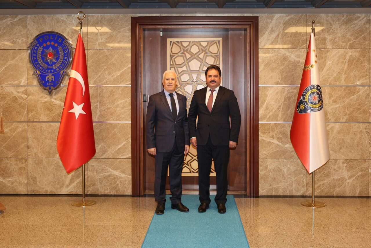 Başkan Mustafa Bozbey’den Emniyet Müdürü Kadir Gökce’ye ziyaret