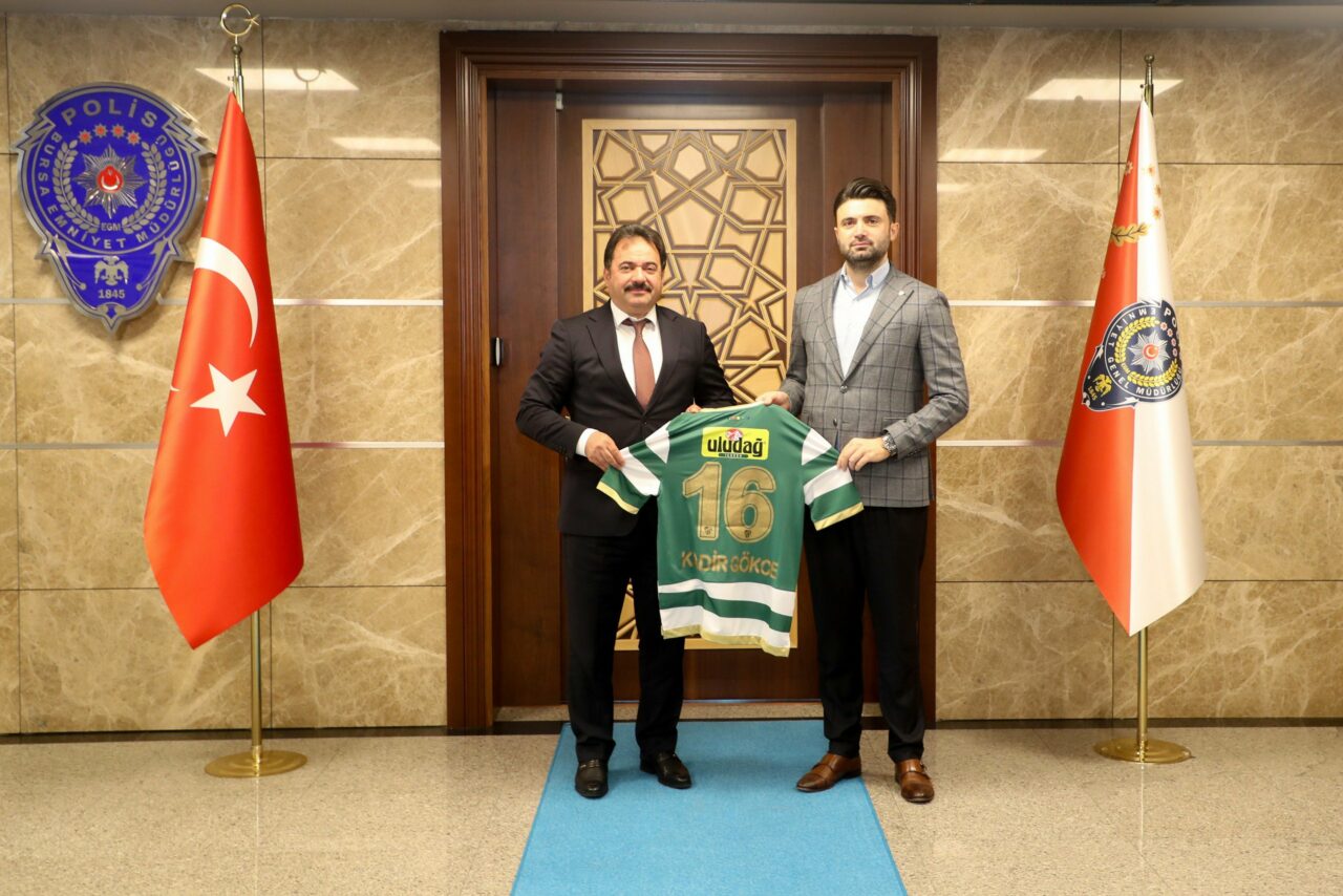 Bursaspor Başkanı Çelik’ten İl Emniyet Müdürü Gökce’ye ziyaret