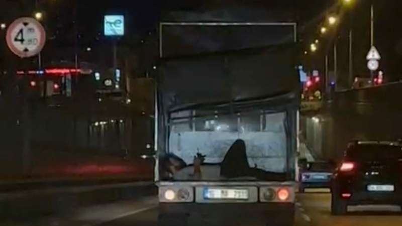 Görüntüler Bursa’dan… Canını hiçe saydı!