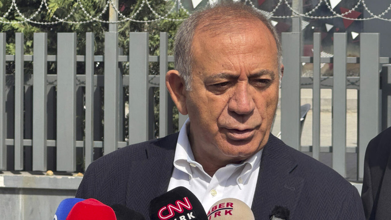Gürsel Tekin’den sert sözler: ‘Bu benim son uyarım olsun’