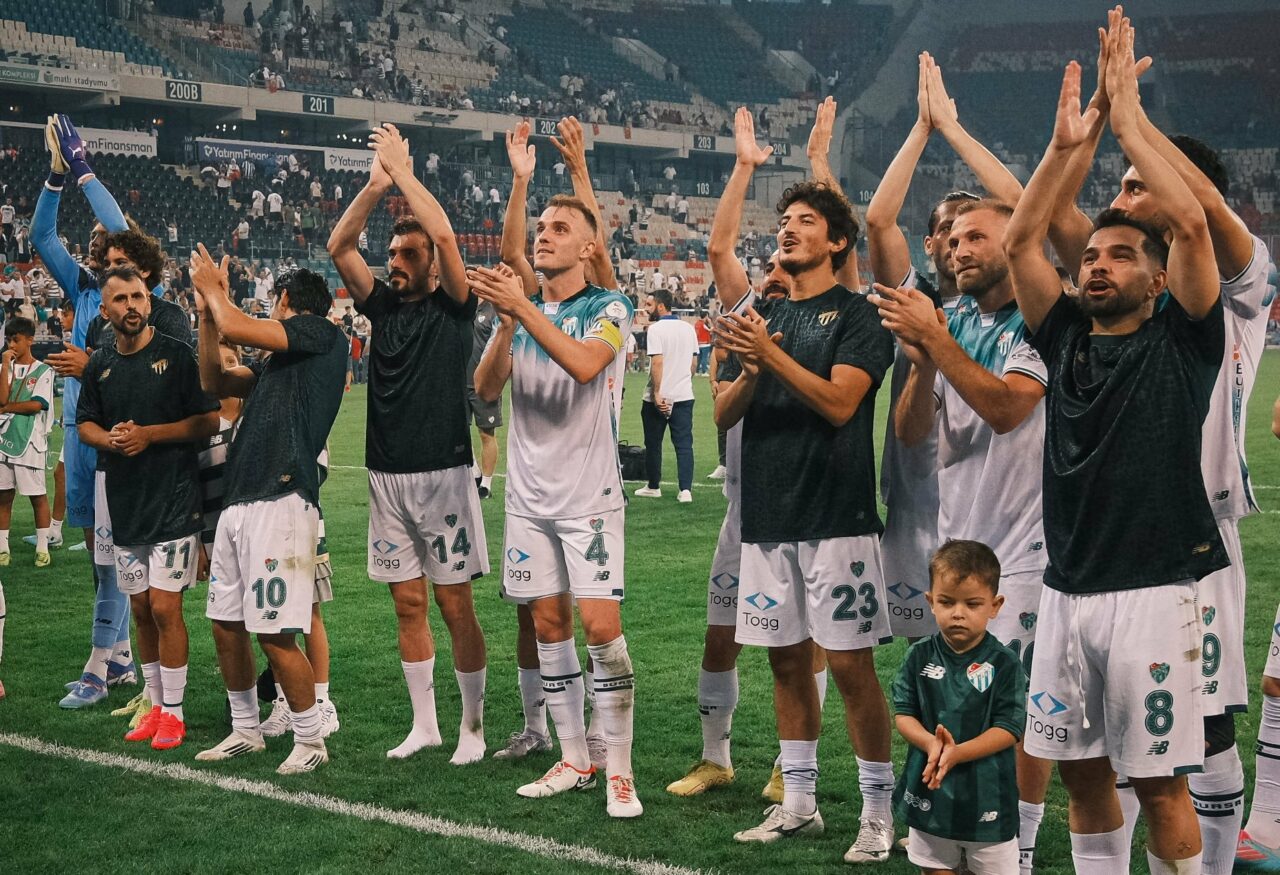 Bursaspor transferde son dakika sürprizi yapar mı? Bursaspor transferde son dakika sürprizi yapar mı?