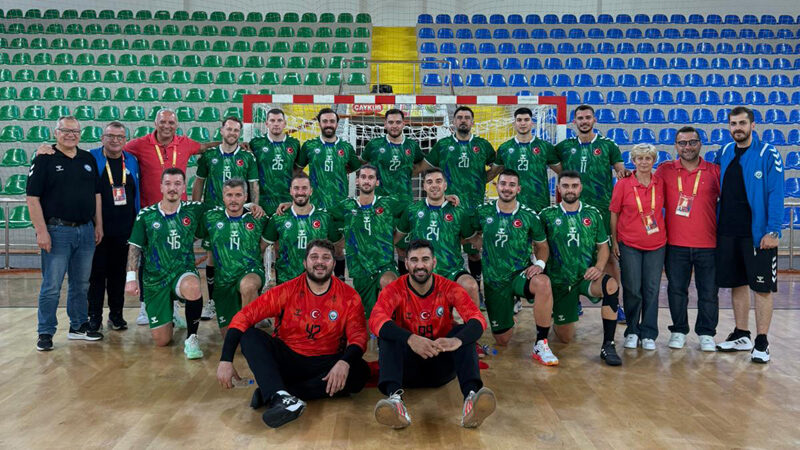 Nilüfer Belediyespor galibiyet serisini sürdürdü Nilüfer Belediyespor Erkek Hentbol Takımı, Ardventure Hentbol Erkekler Süper Ligi’nin