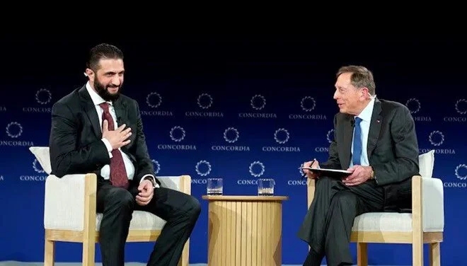 CIA şefi ile Şara arasında esprili diyalog CIA şefi ile Şara arasında esprili diyalog