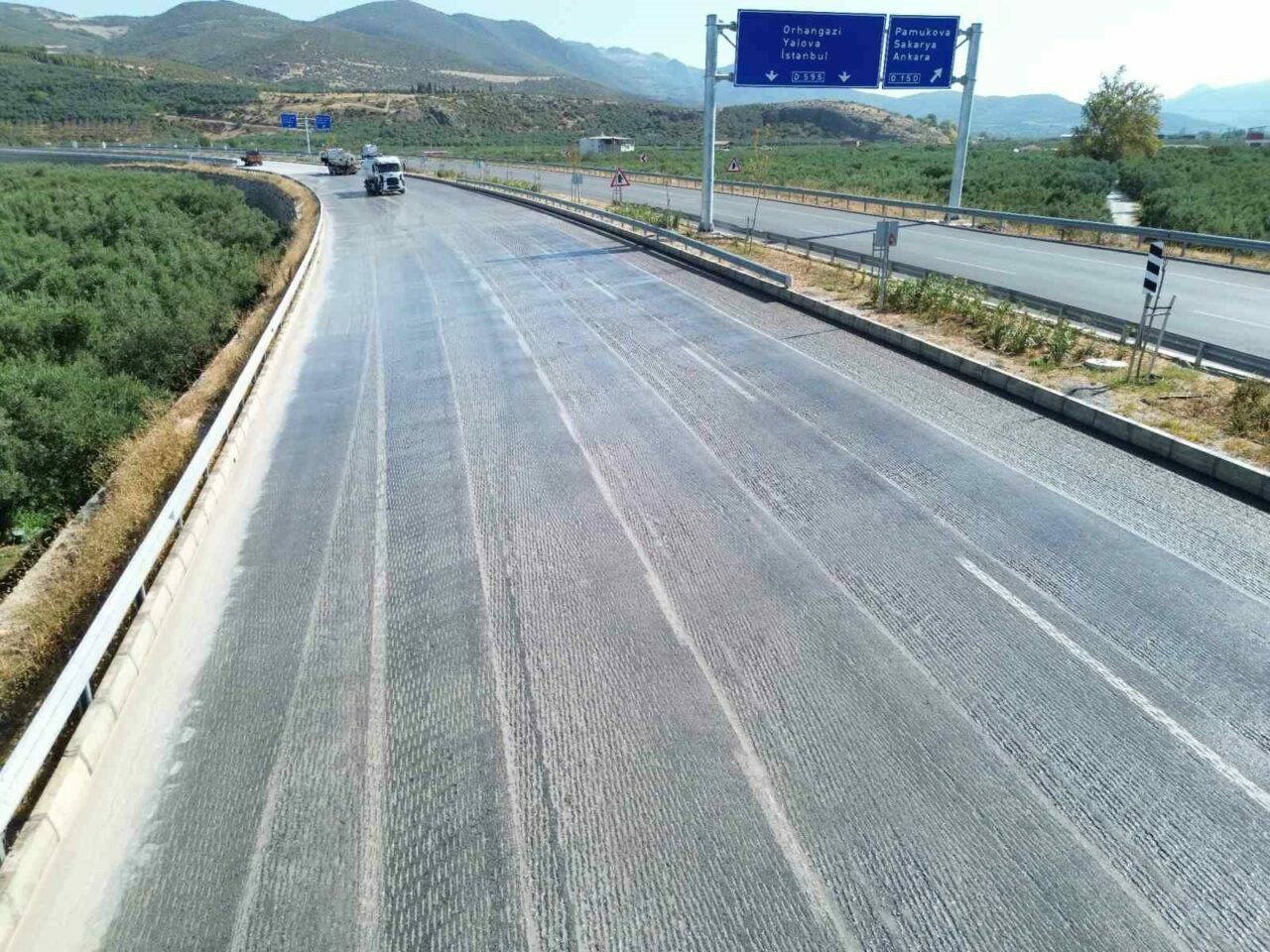 Bursa’daki o yolda iyileştirme çalışmaları sürüyor