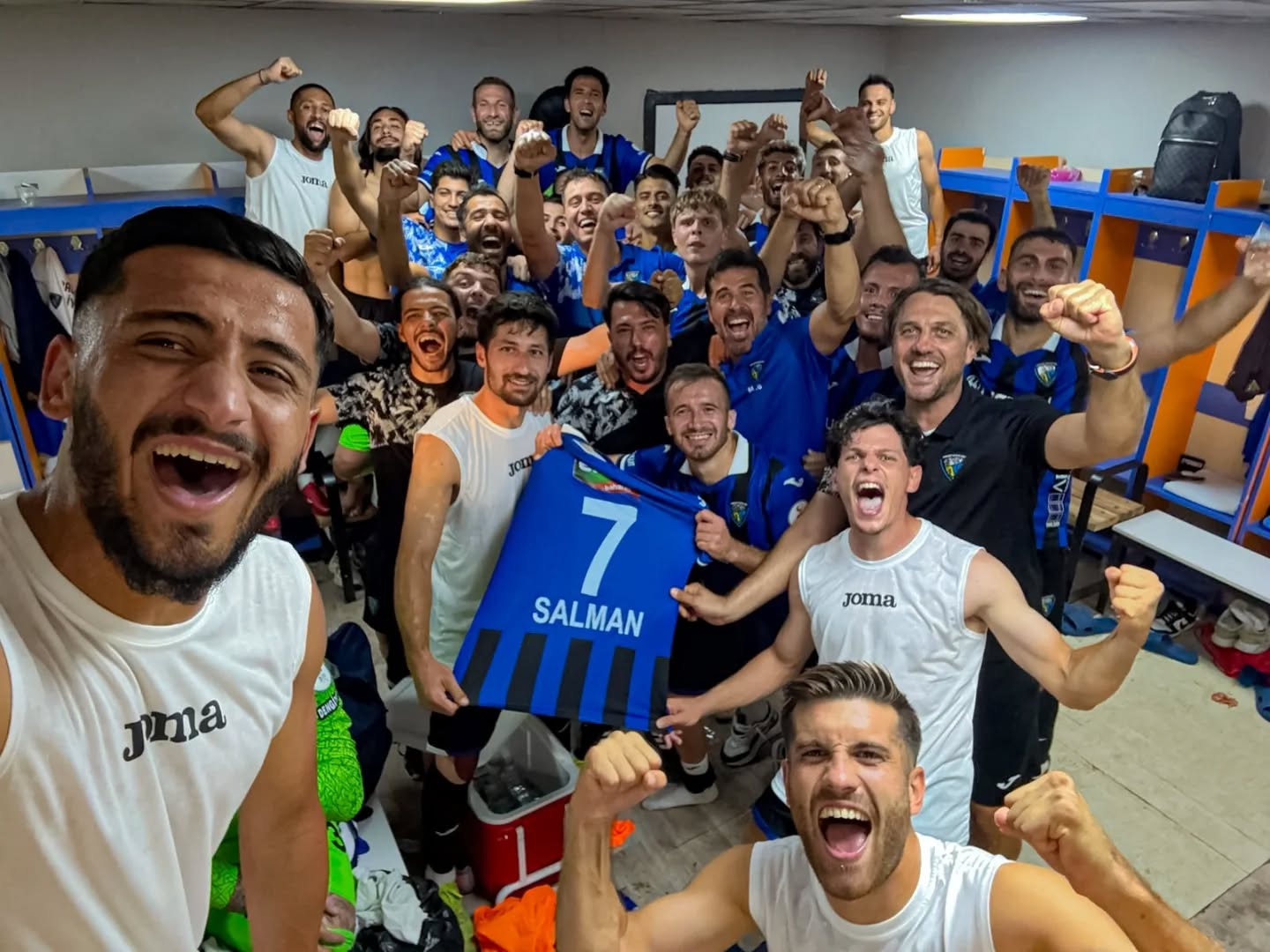 2.Lig'deki Bursa ekibi ligde siftah yaptı! 2 karacabey sevinc