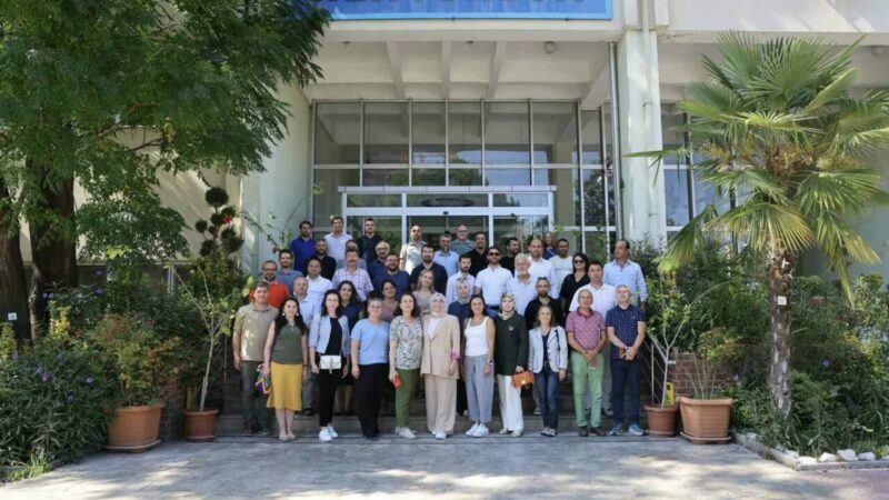 Meslek Yüksekokullarına akreditasyon desteği Bursa Uludağ Üniversitesi (BUÜ) Bologna Koordinatörlüğü tarafından meslek yüksekokullarının akreditasyon