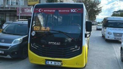 Bursa’da minibüs yayaya çarptı