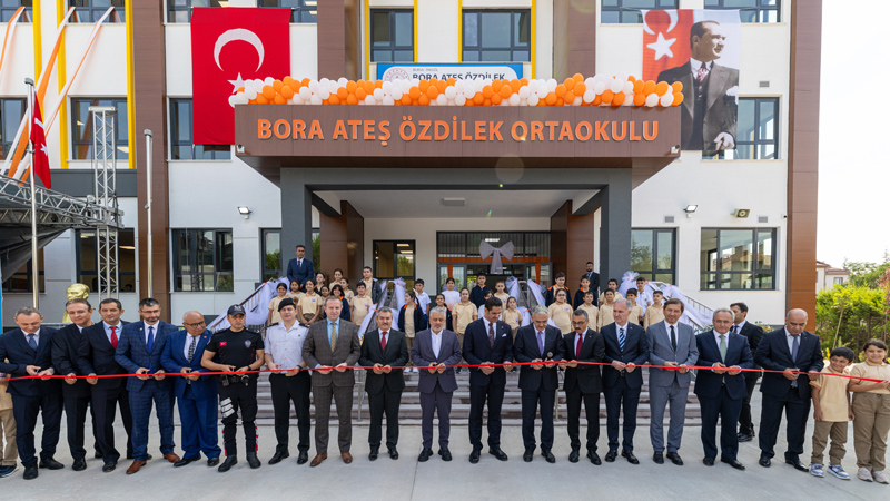 Bora Ateş Özdilek Ortaokulu törenle açıldı Bora Ateş Özdilek Ortaokulu törenle açıldı