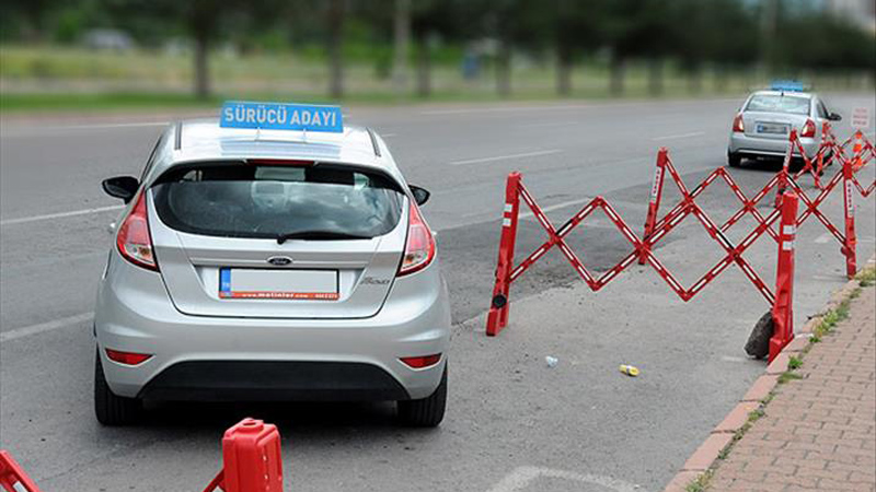 Ehliyet sınavları için uyarı