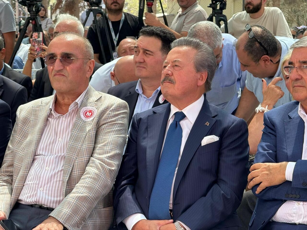 Hatay’da anlamlı açılış! Devlet Eski Bakanı Cavit Çağlar da katıldı… Hatay’da anlamlı açılış! Devlet Eski Bakanı Cavit Çağlar da katıldı…