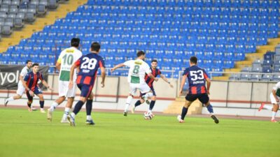 Bursaspor’un Mersin’i yendiği maç için sıcağı sıcağına yorum: ‘Bu kadar gol kaçırırsak…’