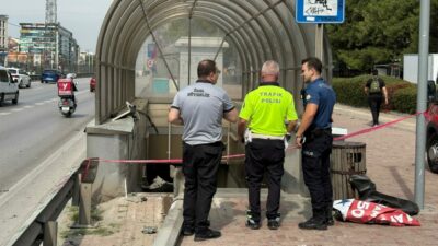 Bursa’da feci kaza! Metro istasyonuna uçtu