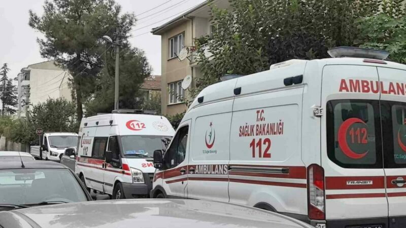 Bursa’da yalnız yaşayan adam evinde ölü bulundu Bursa’nın İnegöl ilçesinde yalnız yaşayan adam evinde ölü bulundu.