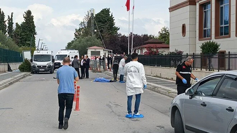 Adliye önünde silahlı saldırı