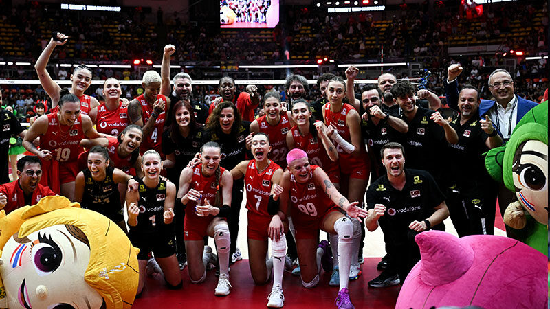 Filenin Sultanları'ndan maç sonu duygusal anlar: "Finalde tüm Türkiye bir