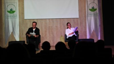 Osmangazi Belediyesi’nin okuma tiyatrosuna yoğun ilgi