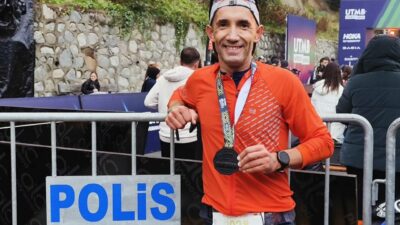 Bursalı polis memurundan ultradağ maratonunda önemli başarı