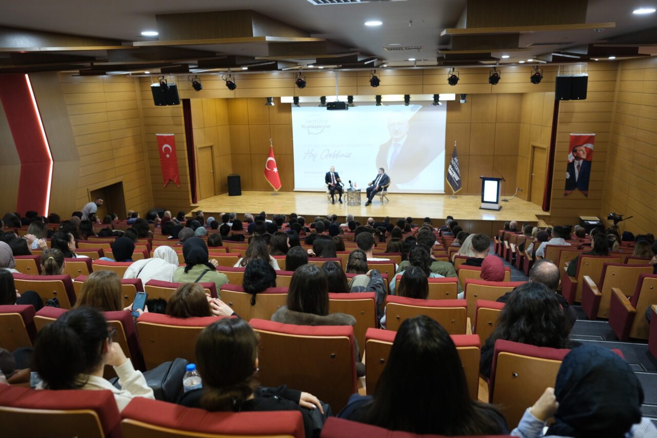 Cumhuriyet Başsavcısı Ramazan Solmaz Mudanya Üniversitesi’nde gençlerle buluştu