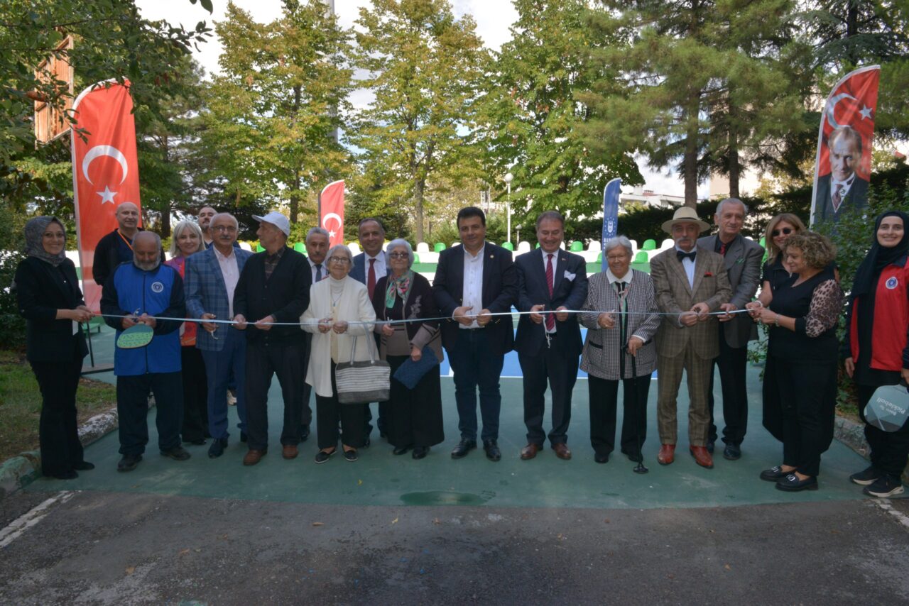 Bursa’da Dünya Yaşlılar Günü’ne özel açılış