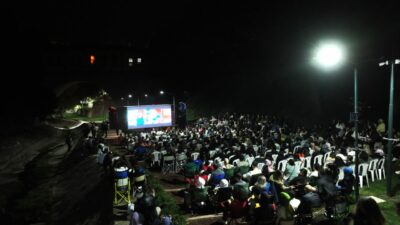 Bursa’da açık havada sinema keyfi