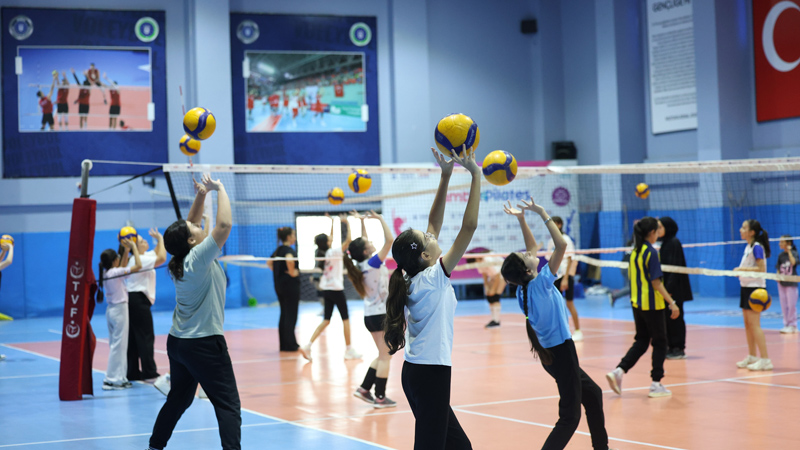 Büyükşehir Kış Spor Okulları başladı