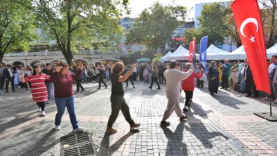 Bursa Heykel’de ‘Meydan Kadınların’