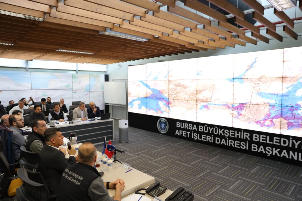 Bursa AKOM’da acil durum tatbikatı Bursa AKOM’da acil durum tatbikatı