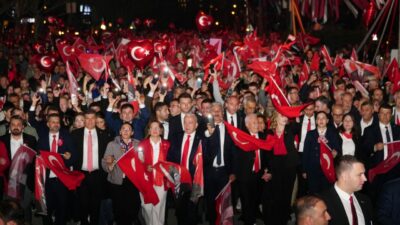 Bursa’da 29 Ekim klasiği: FSM doldu taştı