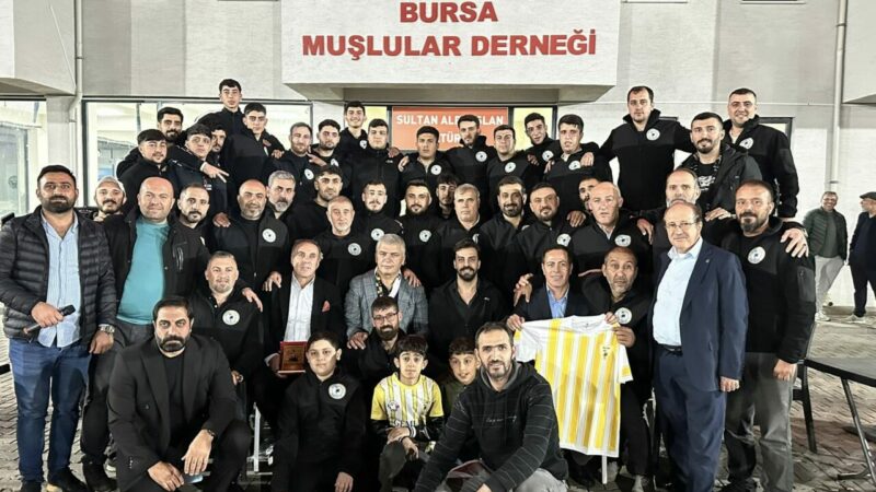 Bursaspor maçı öncesi dostluk mesajı Bursa Muşlular Derneği, Muşspor Kulüp Başkanı Fatih Cengiz, yönetim kurulu