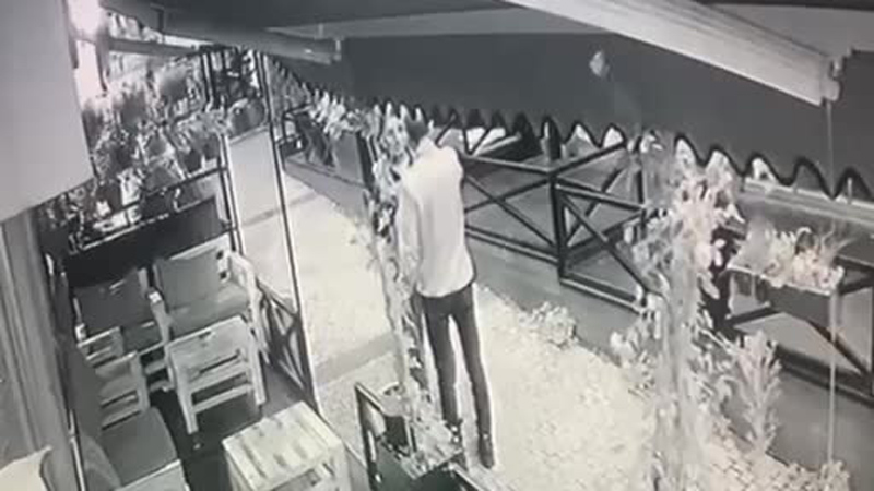 Bursa’da dehşet! Mekana alınmayınca… Bursa’da dehşet! Mekana alınmayınca…