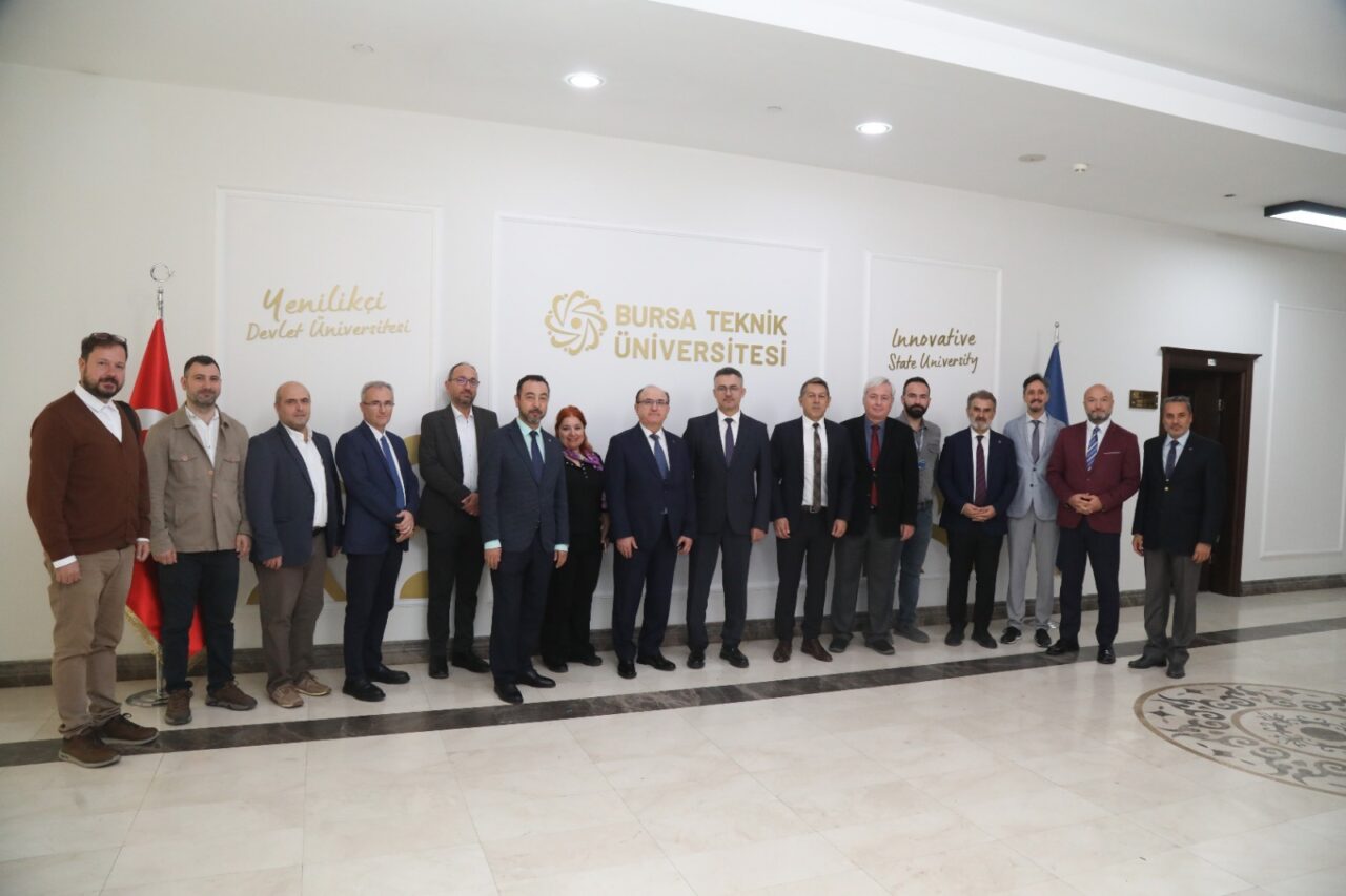 Bursa Teknik Üniversitesi’nden insansız sualtı aracı hamlesi Bursa Teknik Üniversitesi’nden insansız sualtı aracı hamlesi