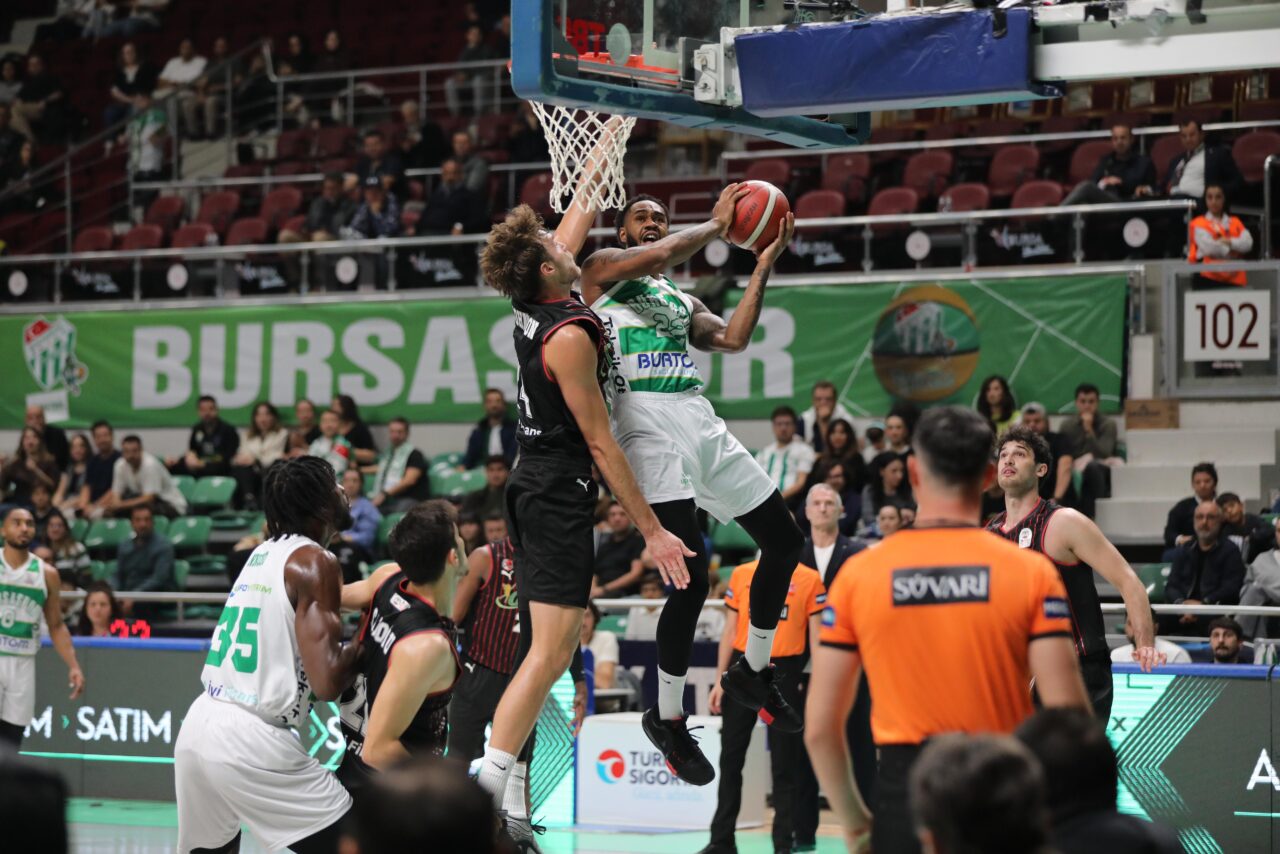 Bursaspor Basketbol evinde kazandı! Bursaspor Basketbol evinde kazandı!