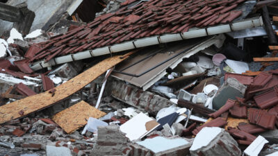 Evlerimiz depreme hazır mı? Uzmanlar uyarıyor…