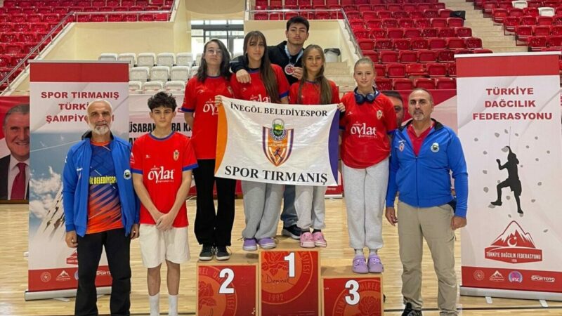 Spor tırmanışta İnegöl Belediyespor rüzgarı Isparta’da yapılan Boulder Türkiye Şampiyonasında İnegöl Belediye Spor Kulübü sporcuları